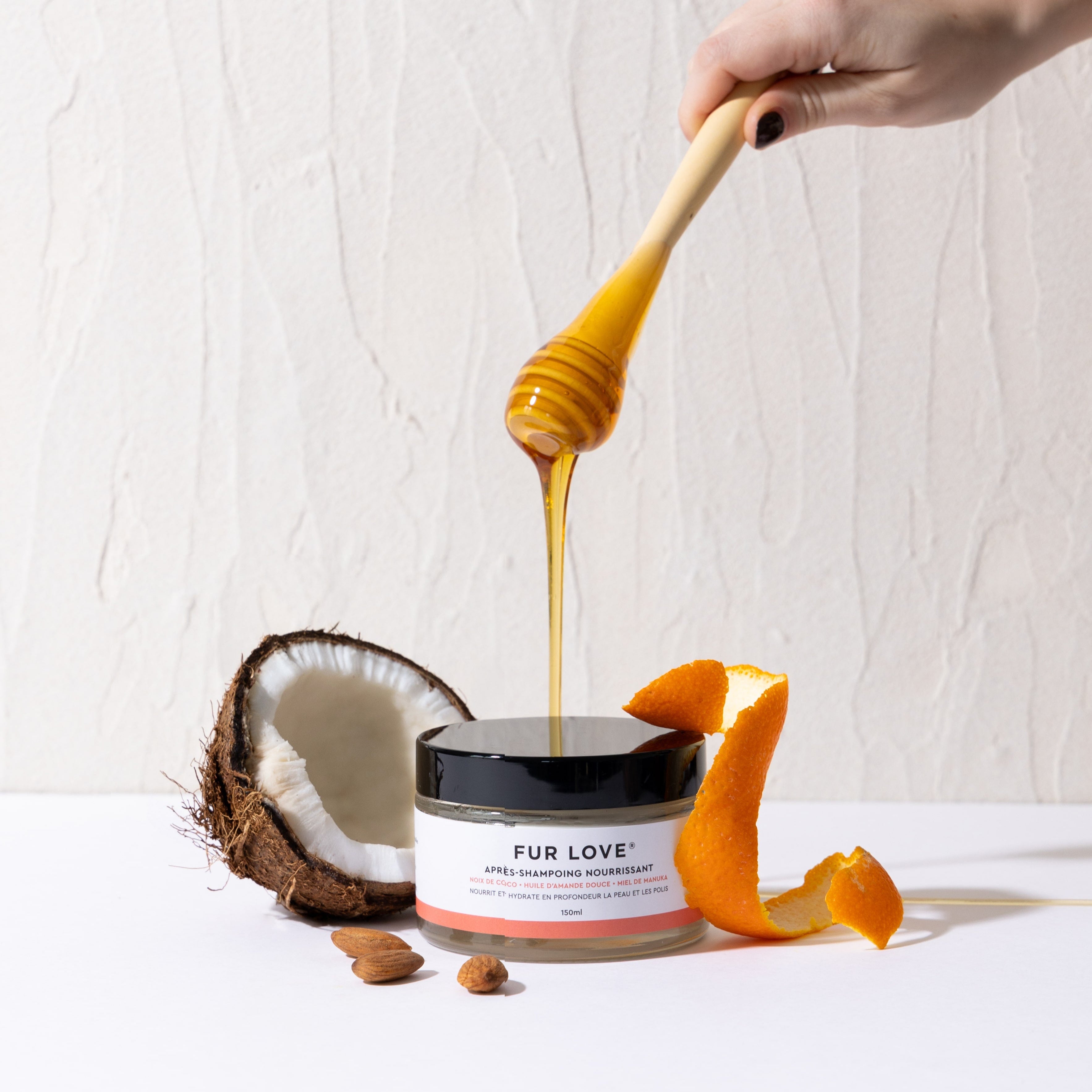 Après-Shampoing ultra hydratant pour chien – Huile de Coco & huile d'amande douce