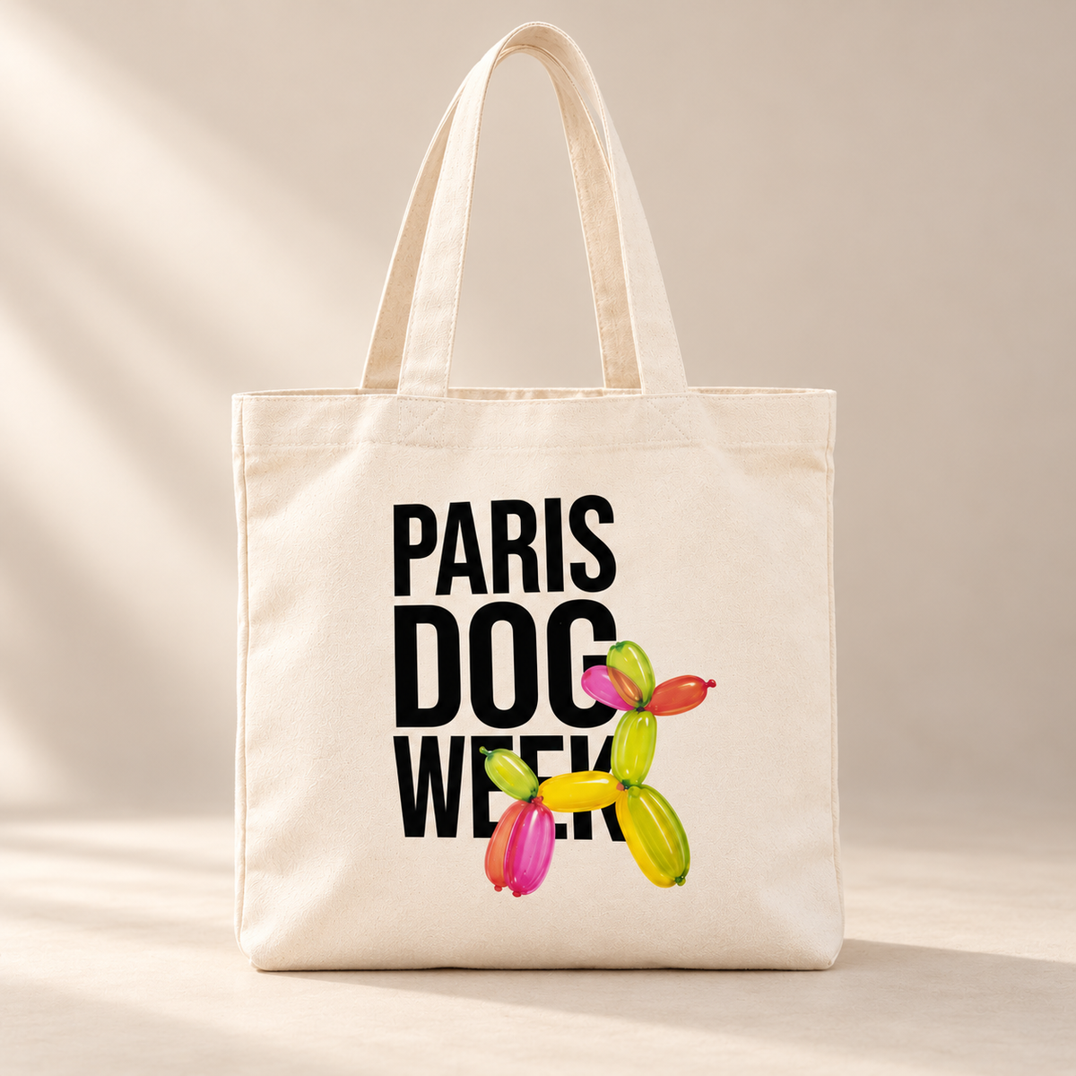 Tote Paris Dog Week en toile écrue avec motif chien ballon multicolore sur fond ivoire